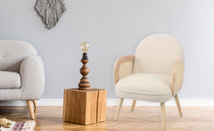 Fauteuil bohème Binzo accoudoirs cannage et tissu bouclette beige
