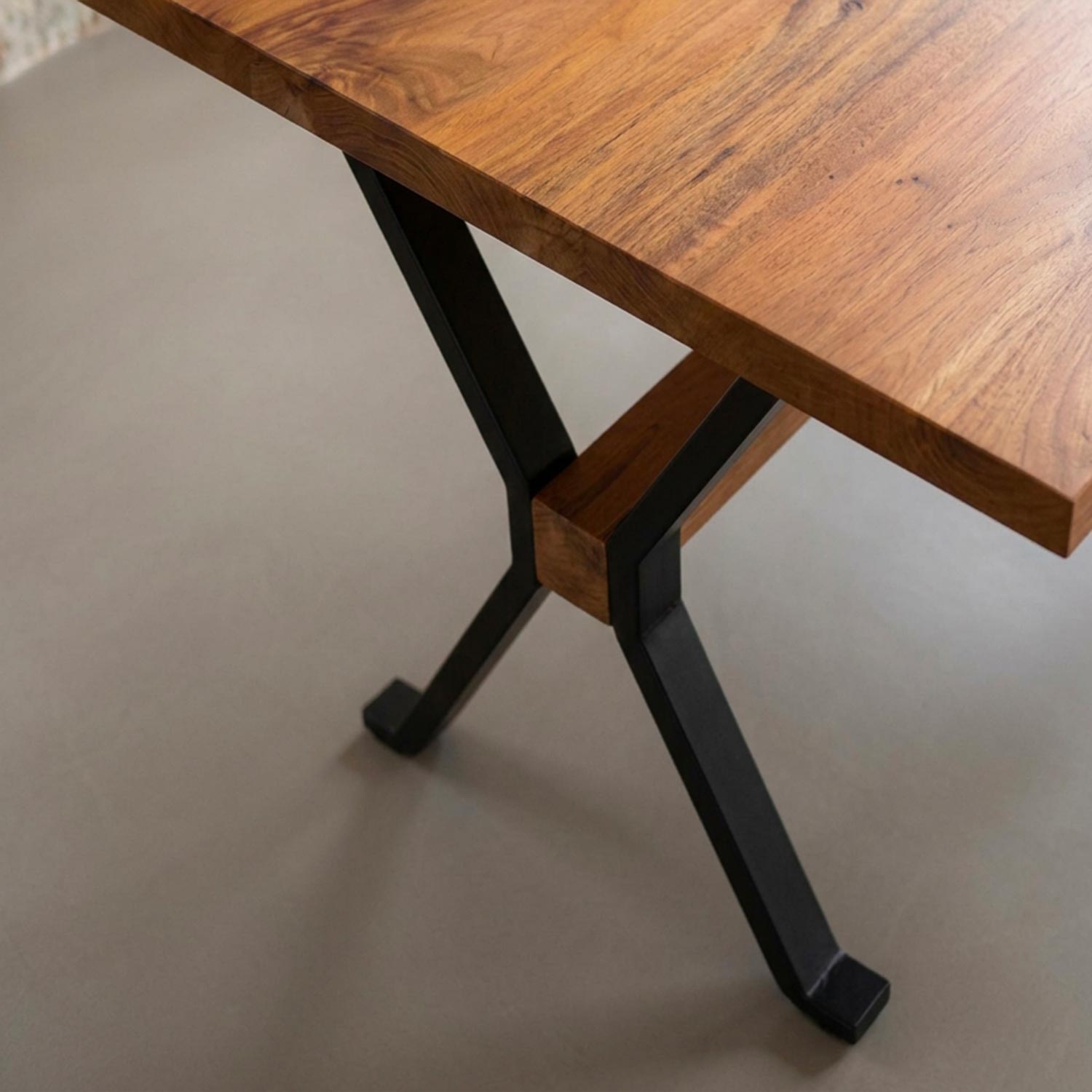 Table à manger extensible Rustica 180-227,5cm style industriel Bois et Métal Noir