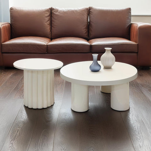 Ensemble de tables basses Claudette rondes avec piètement colonne